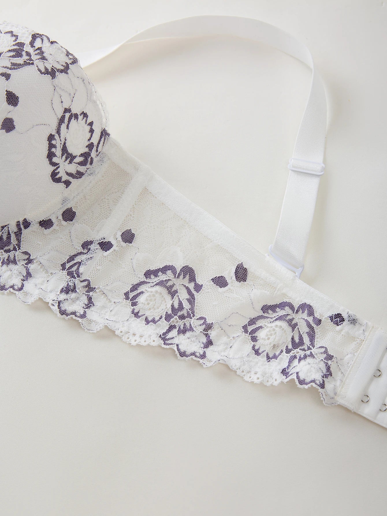 Plus Size Lace & Embroidery Women Bra Wide straps Underwire Side Support Push Up Bra Supportive Thin Cup Lingerie for Women
