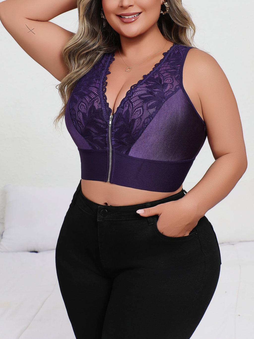 New Arrival Plus Size Sexy Purple Embroidered Lingerie, Plunge Push-up Bra with Front Zip