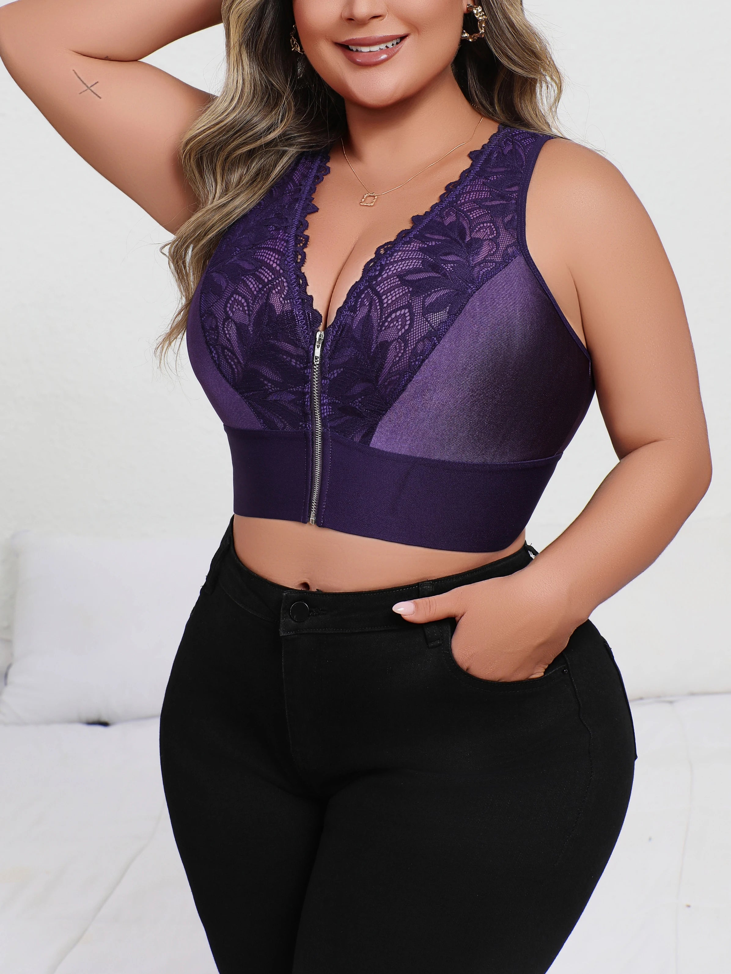 New Arrival Plus Size Sexy Purple Embroidered Lingerie, Plunge Push-up Bra with Front Zip