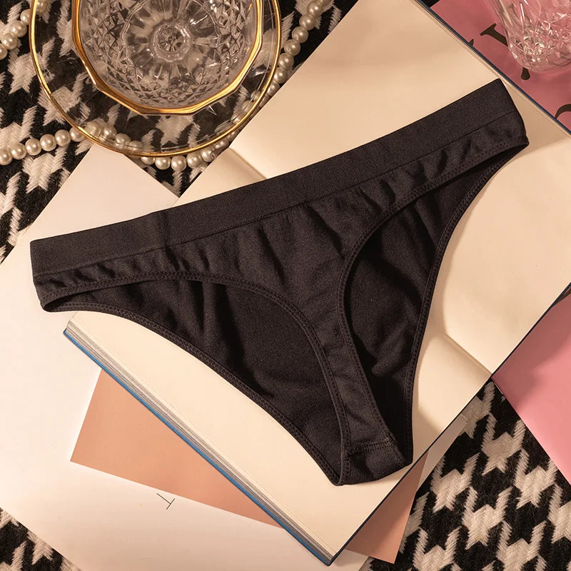 Low Waist Sexy Thong Women Panties G String Seamless Underwear Sports Candy Color Yoga Girls Briefs Femlae Lingerie