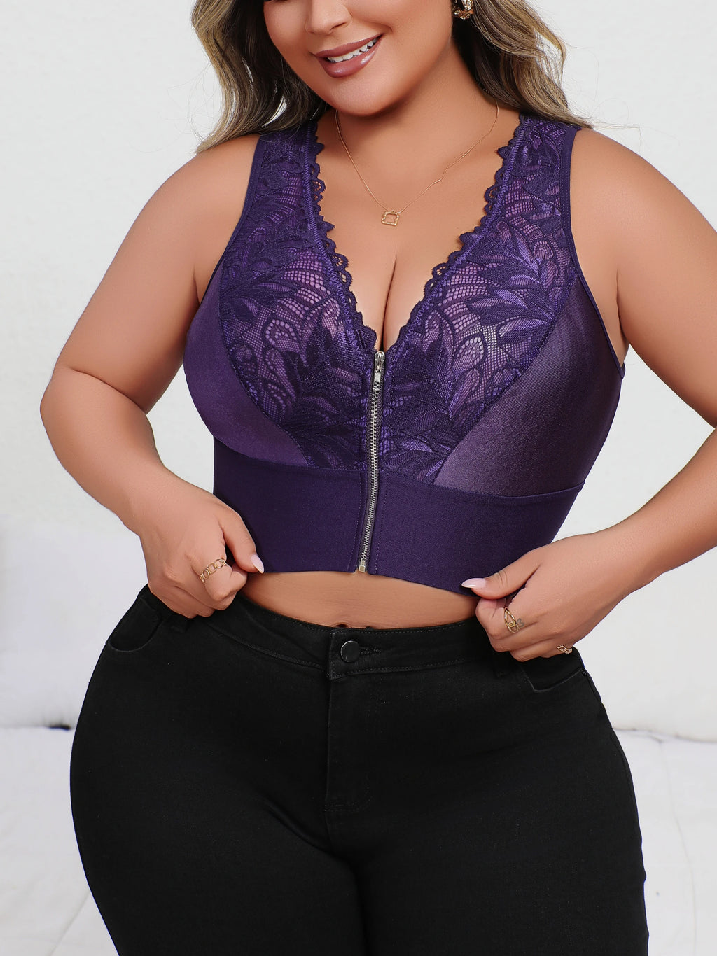 New Arrival Plus Size Sexy Purple Embroidered Lingerie, Plunge Push-up Bra with Front Zip