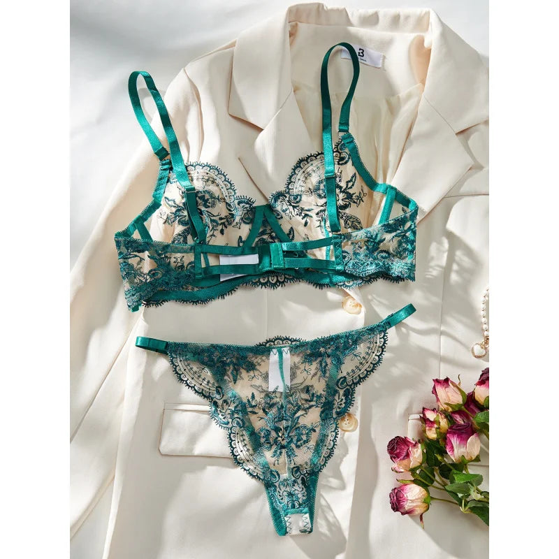 Hot-selling Sexy Lingerie Floral Embroidery Sheer Mesh Sexy Comfortable Elegant Lingerie Set
