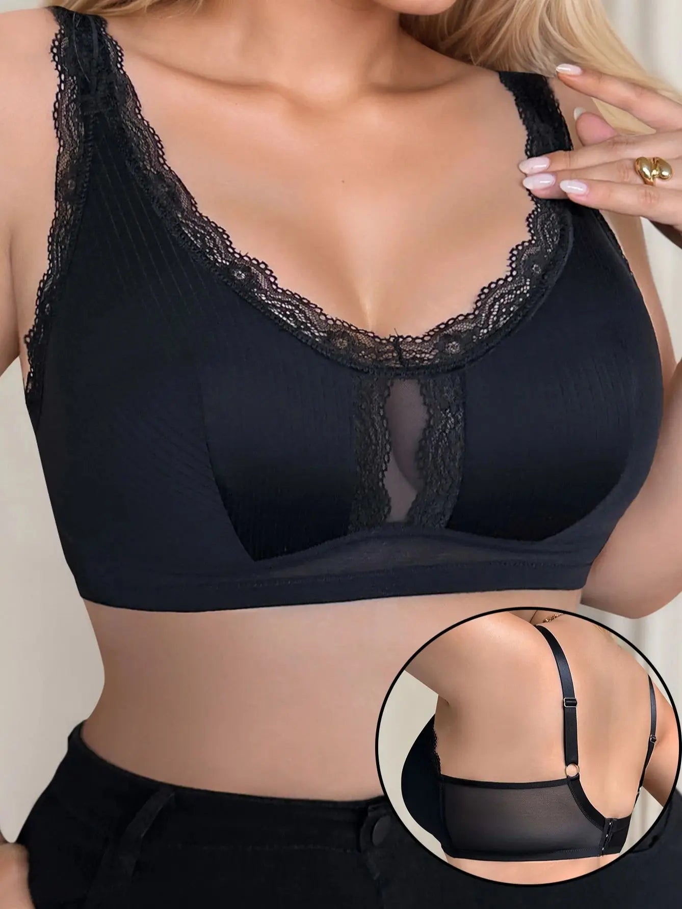 Black rimless plus size bra, plus size bra for women, lace plus size bra, full cup plus size bra, comfortable to wear MR3599
