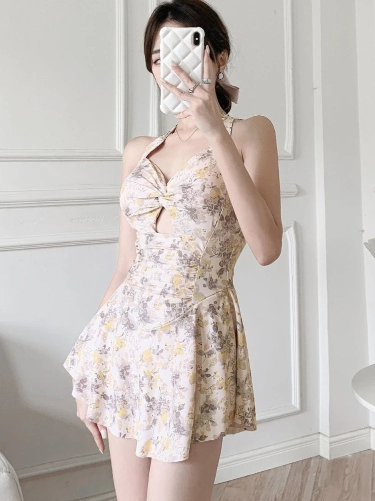 New Summer Floral Print Monokini Women Sexy Halter Dress Style Swimsuit Beach Vacation Bathing Suit