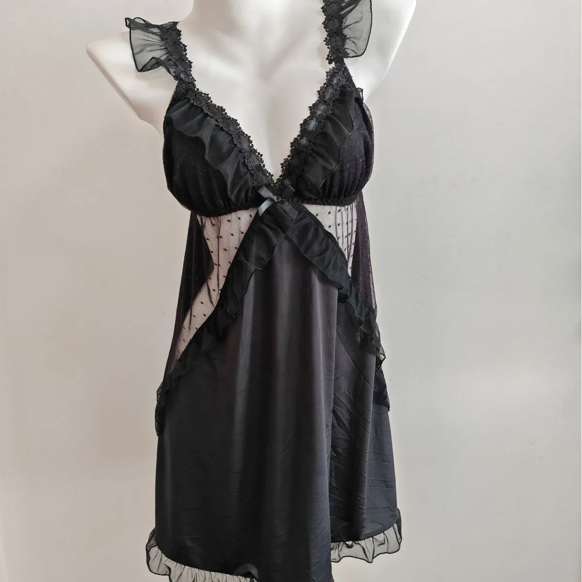 Women Black Ice Silk Nightgown Set Spaghetti Strap Bow Lace Ruffle Sleep Dress With Matching Panties Sexy Lingerie Home Pajamas