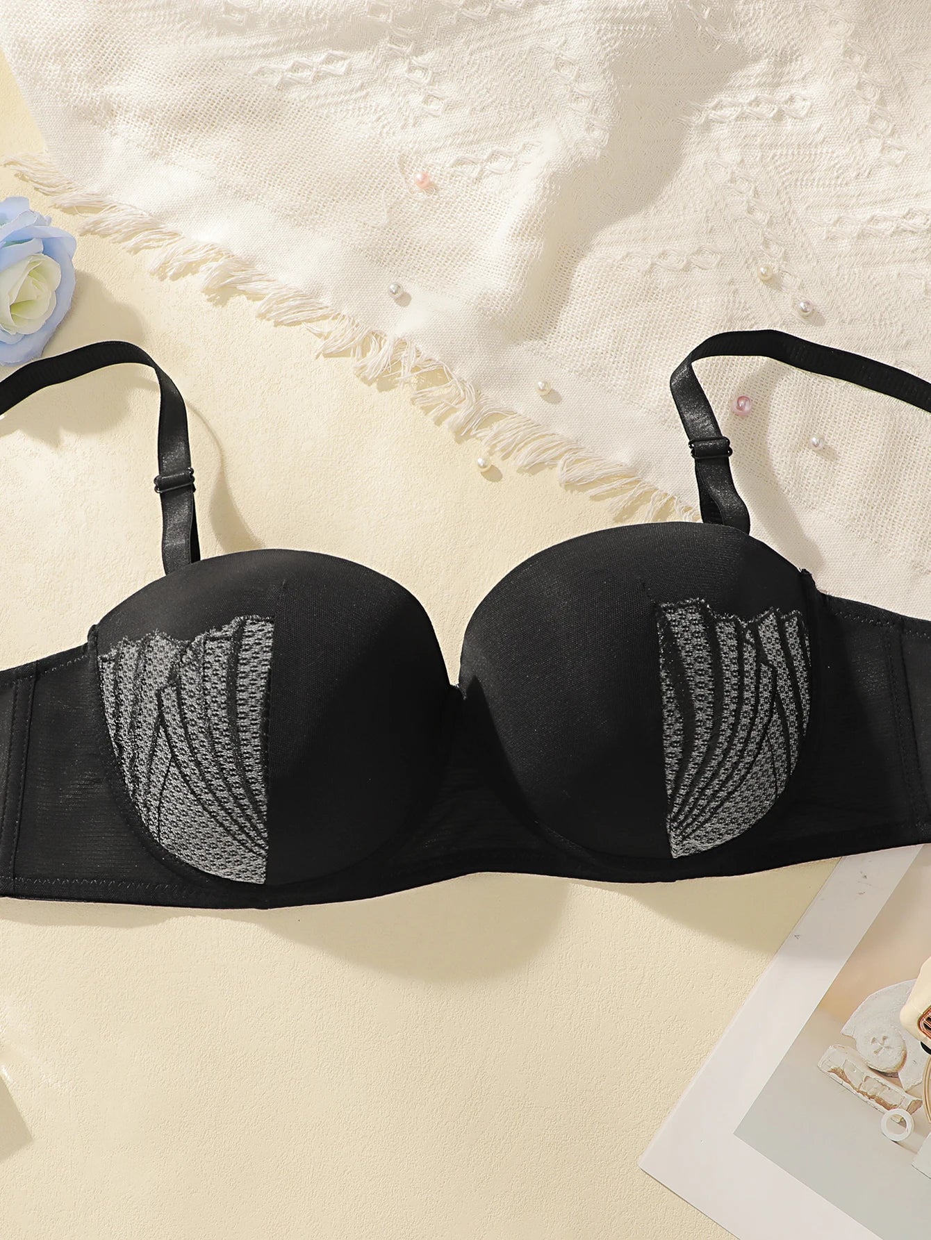 Women's sexy solid color lace plus size bra with steel rims gathered push ups adjustable shoulder straps comfortable bra J2471