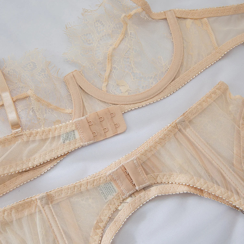 Women's Sexy Lingerie Bra Set Lace Three-piece Style Sexy Mesh See-through Bra Set Perfect for An Evening Date Sexy Lingerie Bra